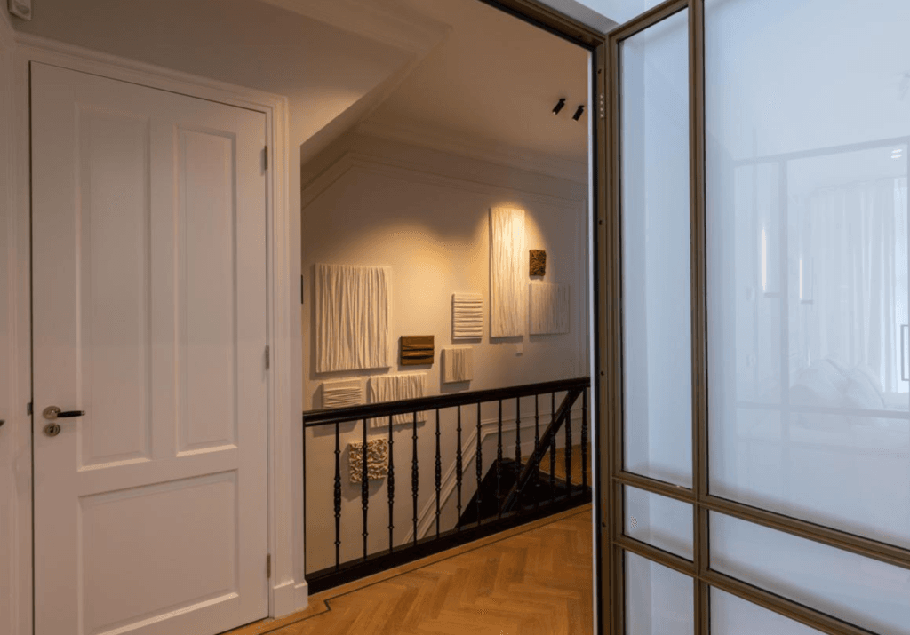 Why Illuminating Artwork Matters More Than Even Lighting in Your Home